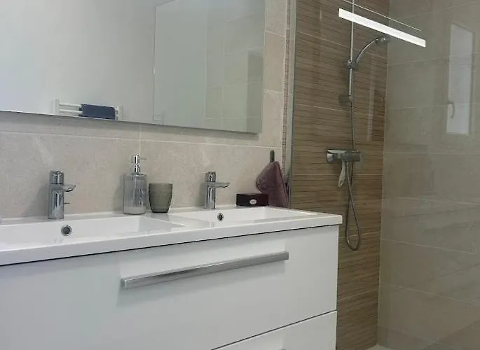 Pensión Pavillon Le Mexico - 8 Min Futuroscope 4*